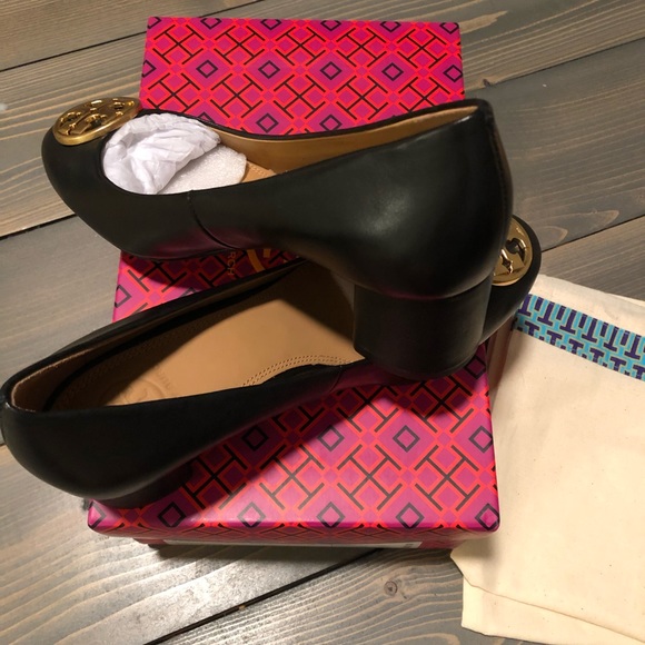 🎉HP🎉 NWT Tory Burch Chelsea 50MM Black Pump - Picture 5 of 8